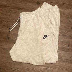 White womens nike joggers